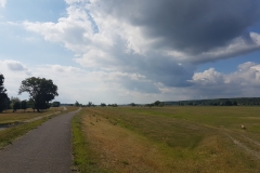 Droga rowerowa w okolicy Groß Neuendorf